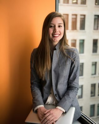 photo-1573496359142-b8d87734a5a2